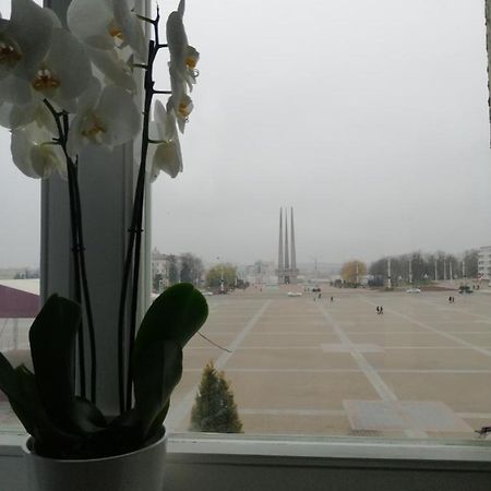 Dilera Apartments On Moskovsky Prospekt 8 Витебск Екстериор снимка